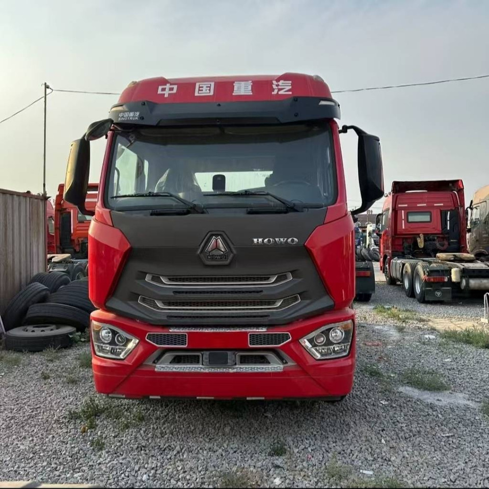Howo 371 6x4 - Tractor unit: picture 1 Howo 371 6x4 - Tractor unit: picture 1
