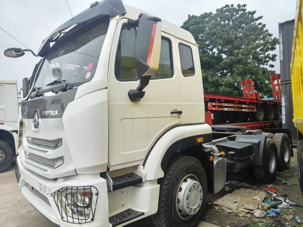 Howo 371 6x4 - Tractor unit: picture 4 Howo 371 6x4 - Tractor unit: picture 4