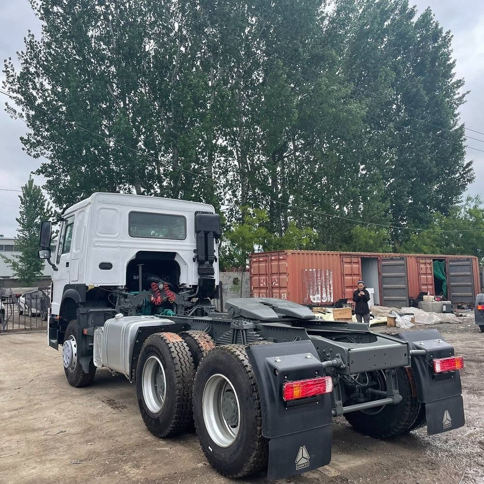 Howo 420 6x4 - Tractor unit: picture 5 Howo 420 6x4 - Tractor unit: picture 5