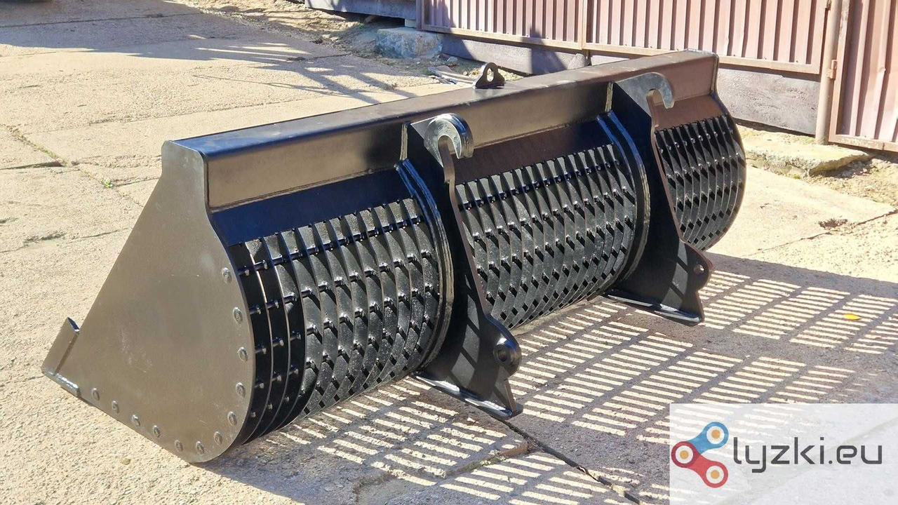 Łyżka przesiewająca do kamieni przesiewacz ładowarka JCB Manitou Dieci - Sorting bucket for Loader: picture 4 Łyżka przesiewająca do kamieni przesiewacz ładowarka JCB Manitou Dieci - Sorting bucket for Loader: picture 4