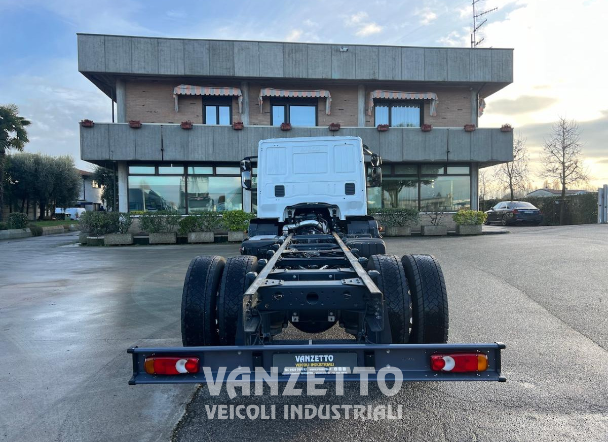 IVECO 180E28 EUROCARGO - Cab chassis truck: picture 5 IVECO 180E28 EUROCARGO - Cab chassis truck: picture 5
