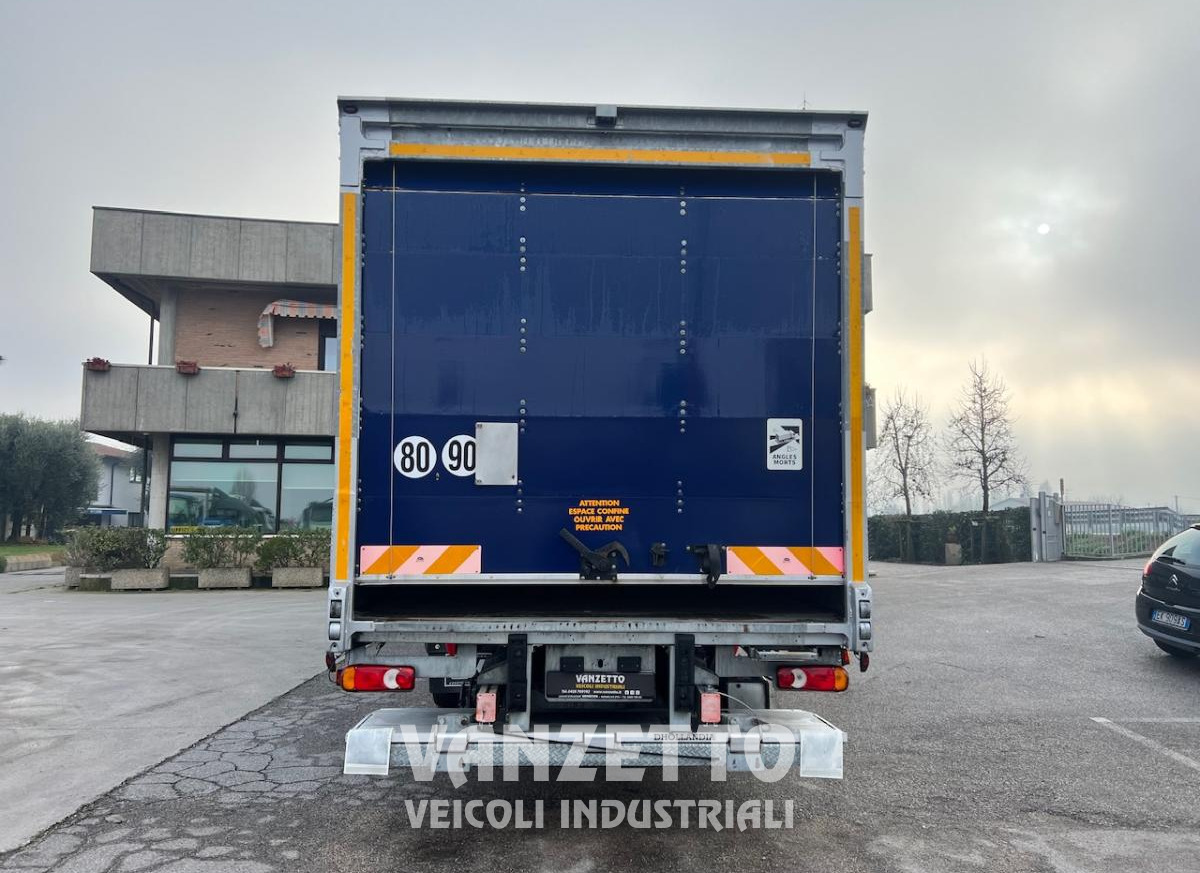 IVECO IVECO 160E25 EUROCARGO - Box truck: picture 5 IVECO IVECO 160E25 EUROCARGO - Box truck: picture 5