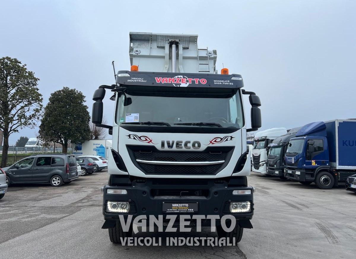 IVECO IVECO TRAKKER AD340T45 - Tipper: picture 2 IVECO IVECO TRAKKER AD340T45 - Tipper: picture 2