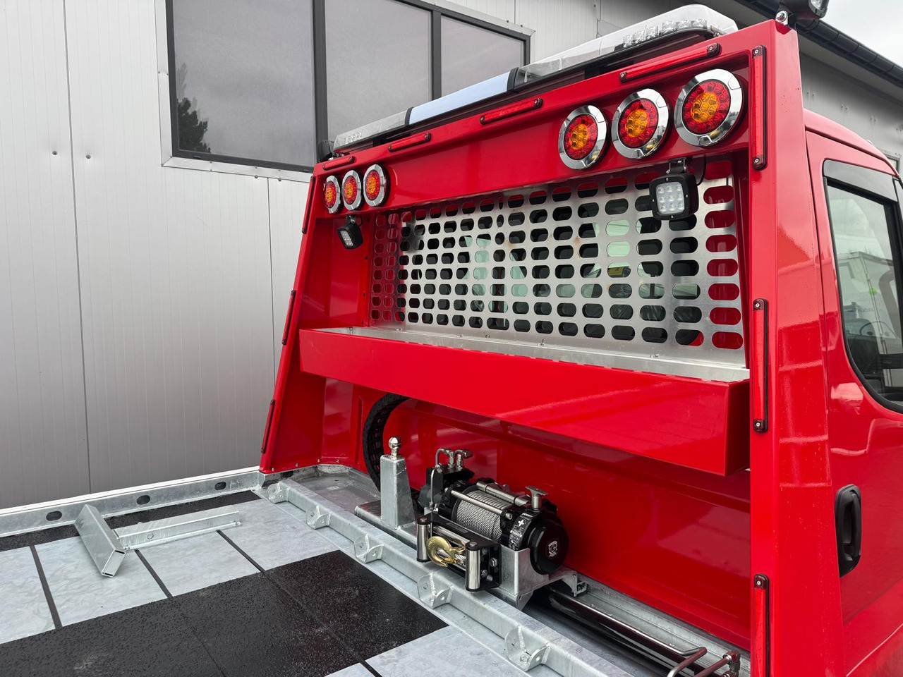 New Tow truck IVECO Daily 70C18 H/P: picture 8 New Tow truck IVECO Daily 70C18 H/P: picture 8