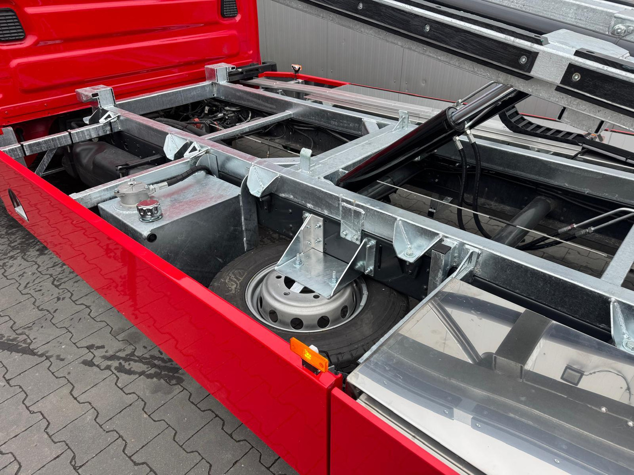 New Tow truck IVECO Daily 70C18 H/P: picture 12 New Tow truck IVECO Daily 70C18 H/P: picture 12