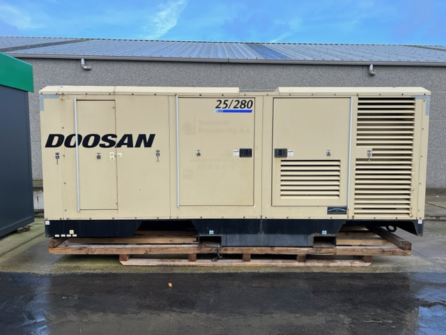 Doosan 25/280 - Air compressor: picture 1 Doosan 25/280 - Air compressor: picture 1