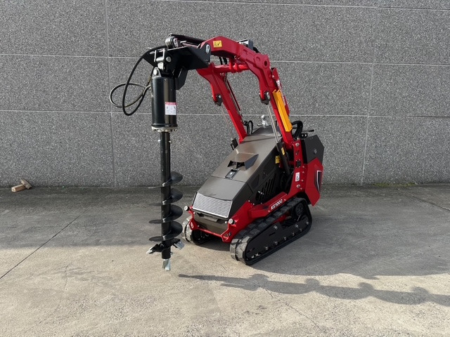 Rhinoceros KS1000 - Compact track loader: picture 1 Rhinoceros KS1000 - Compact track loader: picture 1