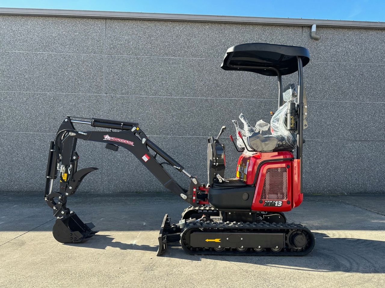 Rhinoceros XN13 - Mini excavator: picture 1 Rhinoceros XN13 - Mini excavator: picture 1