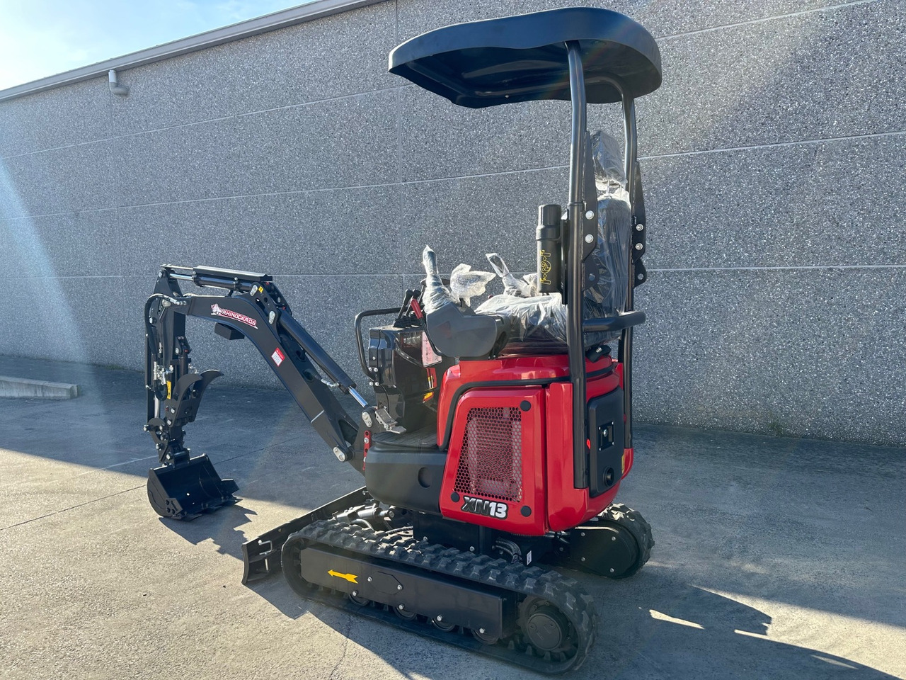 Rhinoceros XN13 - Mini excavator: picture 3 Rhinoceros XN13 - Mini excavator: picture 3