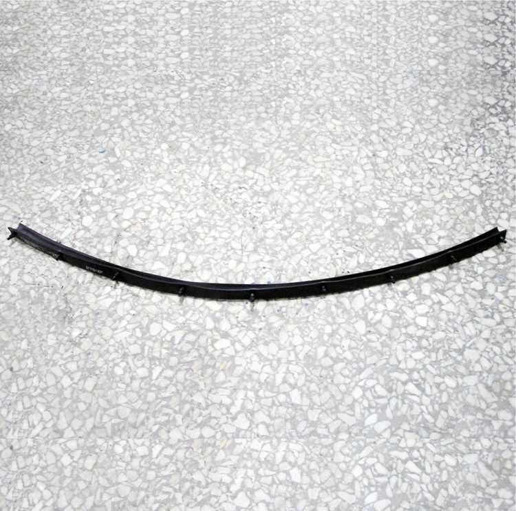 Dongfeng DFM Heavy Duty Truck Part Sealing strip 5301079-C0100 - Window and parts for Truck: picture 1 Dongfeng DFM Heavy Duty Truck Part Sealing strip 5301079-C0100 - Window and parts for Truck: picture 1