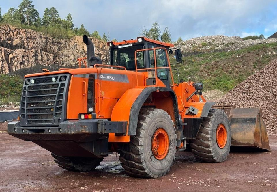 Doosan DL550 Radlader Wheel Loader DL 550 Doosan - Wheel loader: picture 2 Doosan DL550 Radlader Wheel Loader DL 550 Doosan - Wheel loader: picture 2