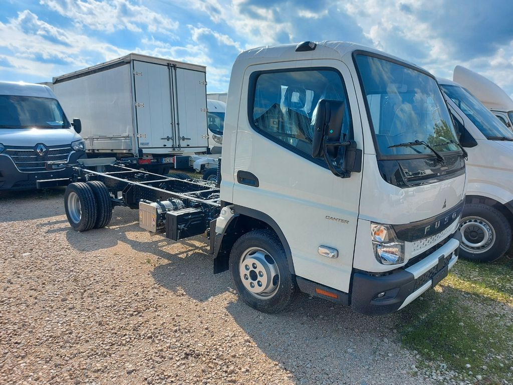 Mitsubishi Canter Fuso Fahrgestell mit wählbar Aufbau - Cab chassis truck: picture 2 Mitsubishi Canter Fuso Fahrgestell mit wählbar Aufbau - Cab chassis truck: picture 2