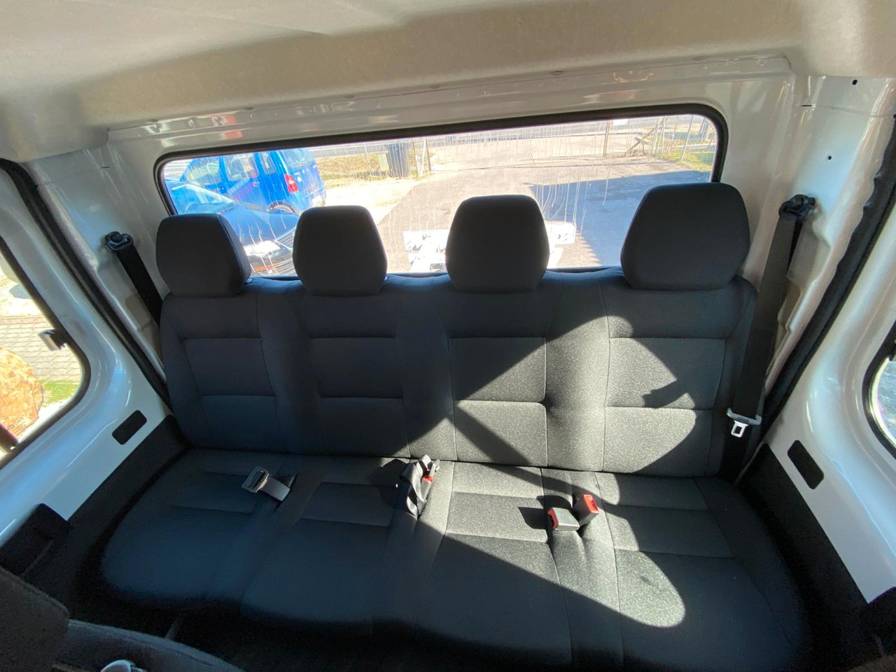 Peugeot BOXER CHDC L4 HEAVY PRITSCHE - Open body delivery van, Combi van: picture 5 Peugeot BOXER CHDC L4 HEAVY PRITSCHE - Open body delivery van, Combi van: picture 5