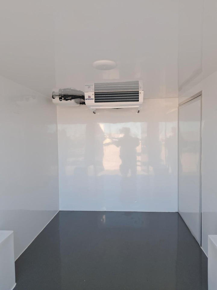 Peugeot Boxer - Refrigerated van: picture 4 Peugeot Boxer - Refrigerated van: picture 4