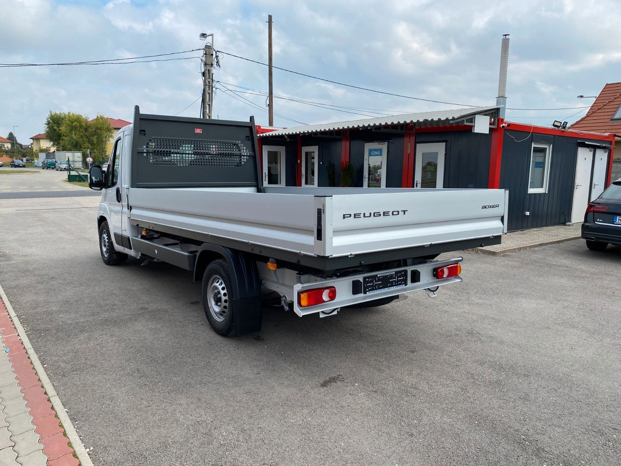 Peugeot Boxer Pritsche/Kipper 435 L4 BlueHDi 140 - Open body delivery van: picture 4 Peugeot Boxer Pritsche/Kipper 435 L4 BlueHDi 140 - Open body delivery van: picture 4