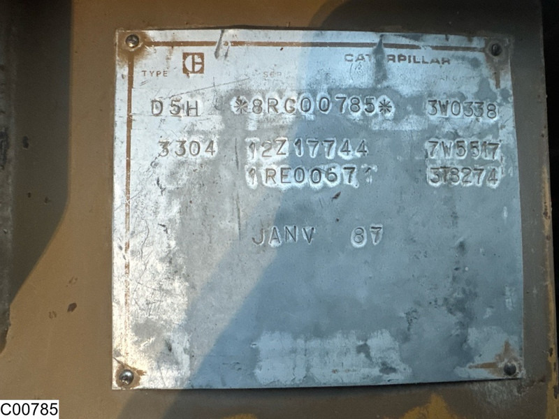 Bulldozer Caterpillar D5H 3304 Engine, 16,465 Hours, 98kW, 90kW: picture 9 Bulldozer Caterpillar D5H 3304 Engine, 16,465 Hours, 98kW, 90kW: picture 9