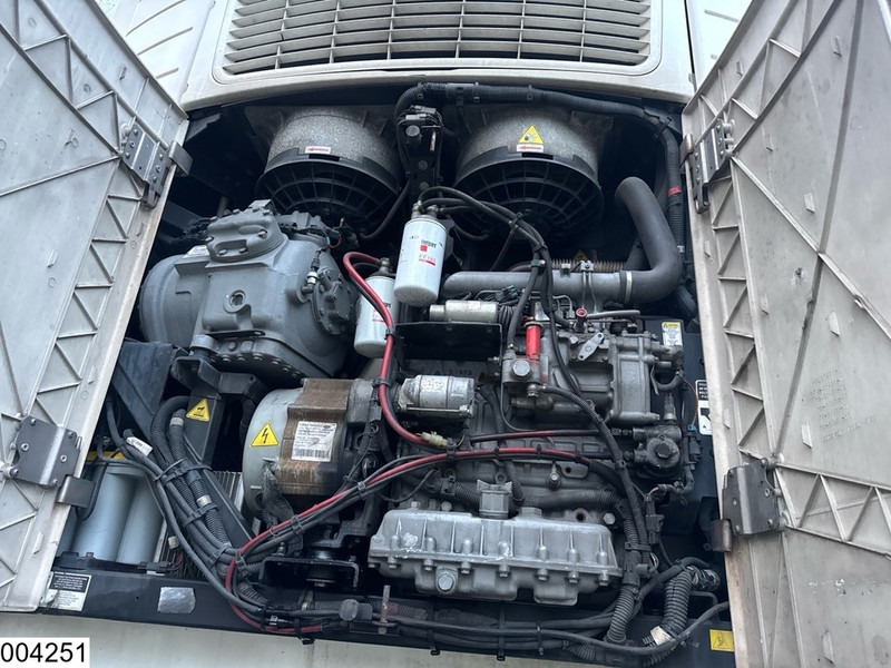 Refrigerator semi-trailer Chereau Koel vries Carrier Vector 1950 Mt: picture 11 Refrigerator semi-trailer Chereau Koel vries Carrier Vector 1950 Mt: picture 11