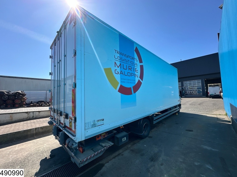 DAF LF 210 EURO 6, Dhollandia - Box truck: picture 2 DAF LF 210 EURO 6, Dhollandia - Box truck: picture 2