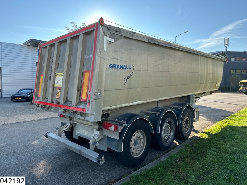 Granalu kipper 28m3 - Tipper semi-trailer: picture 5 Granalu kipper 28m3 - Tipper semi-trailer: picture 5