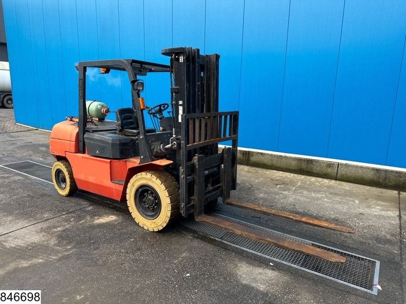 Hangcha CPYD50 2.034 Operating hours, 5.000 kg - LPG forklift: picture 3 Hangcha CPYD50 2.034 Operating hours, 5.000 kg - LPG forklift: picture 3