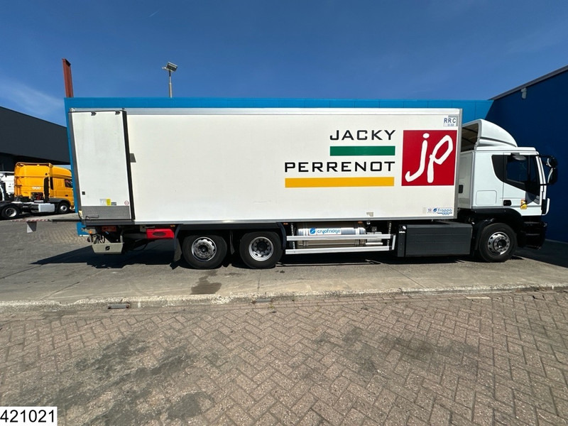 Refrigerator truck Iveco Stralis 400 CNG 6X2, EURO 6, Dhollandia: picture 13