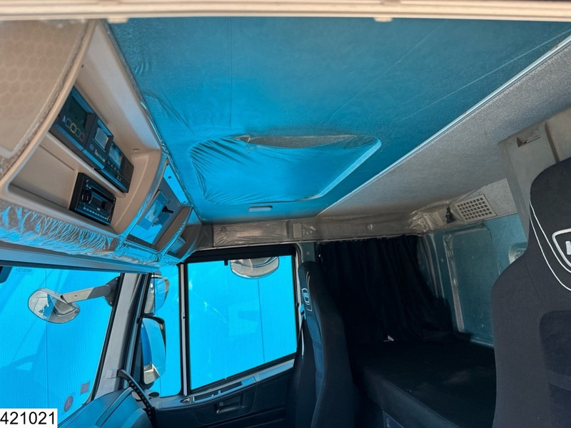 Refrigerator truck Iveco Stralis 400 CNG 6X2, EURO 6, Dhollandia: picture 8