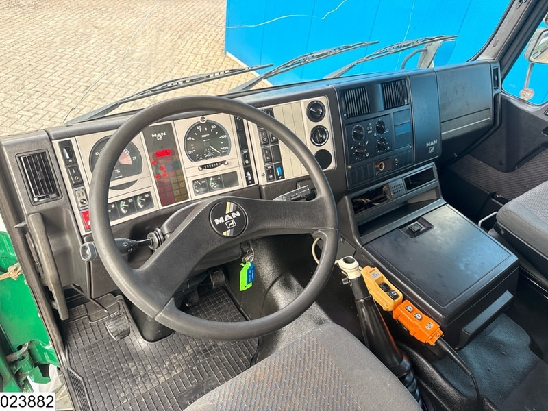MAN 37 414 8x4, EURO 2, Manual, Leaf suspension - Tipper: picture 5 MAN 37 414 8x4, EURO 2, Manual, Leaf suspension - Tipper: picture 5