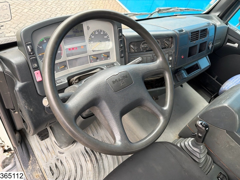 MAN TGA 32 360 6x4, Manual transmission, Leaf spring suspension - Concrete mixer truck: picture 5 MAN TGA 32 360 6x4, Manual transmission, Leaf spring suspension - Concrete mixer truck: picture 5