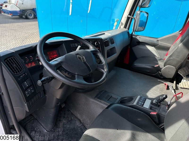 Renault D 19 320 EURO 6 - Curtainsider truck: picture 5 Renault D 19 320 EURO 6 - Curtainsider truck: picture 5