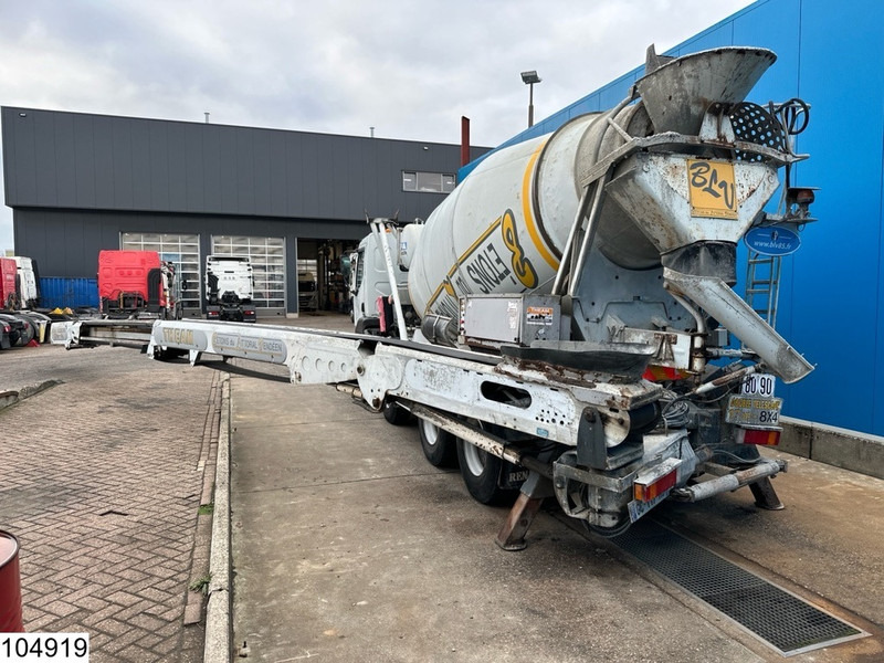 Renault Kerax 420 8x4, EURO 3, Cifa, 9m3, Remote - Concrete mixer truck: picture 4 Renault Kerax 420 8x4, EURO 3, Cifa, 9m3, Remote - Concrete mixer truck: picture 4