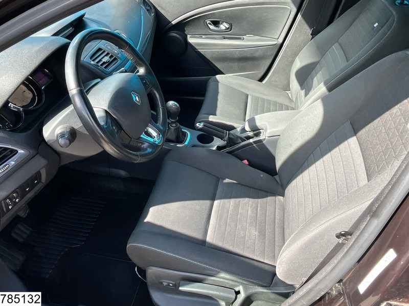 Renault ? Megane 1.5 Price includes VAT - Car: picture 3 Renault ? Megane 1.5 Price includes VAT - Car: picture 3