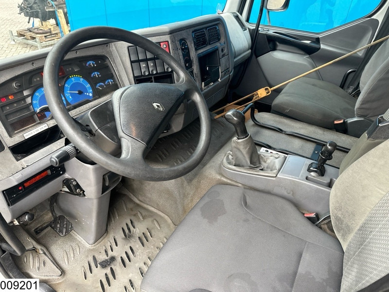 Renault Midlum 220 17108 Liter, LPG GPL, Gastank, Steel suspension - Tank truck: picture 5 Renault Midlum 220 17108 Liter, LPG GPL, Gastank, Steel suspension - Tank truck: picture 5