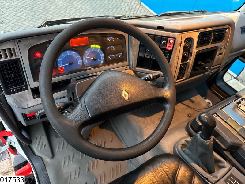 Renault Midlum ADR, Magyar, 11.845 Liter, 5 Comp - Tank truck: picture 5 Renault Midlum ADR, Magyar, 11.845 Liter, 5 Comp - Tank truck: picture 5