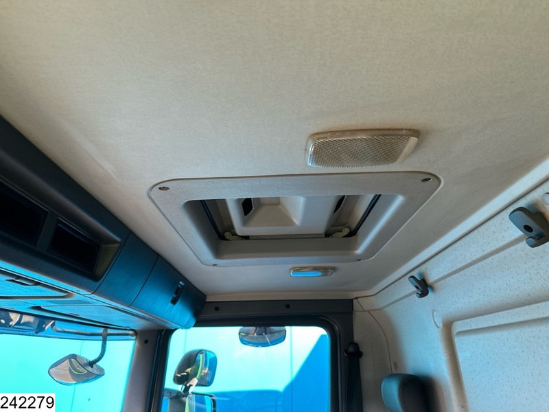 Livestock truck Scania P 320 EURO 5, Manual transmission, Retarder: picture 8 Livestock truck Scania P 320 EURO 5, Manual transmission, Retarder: picture 8