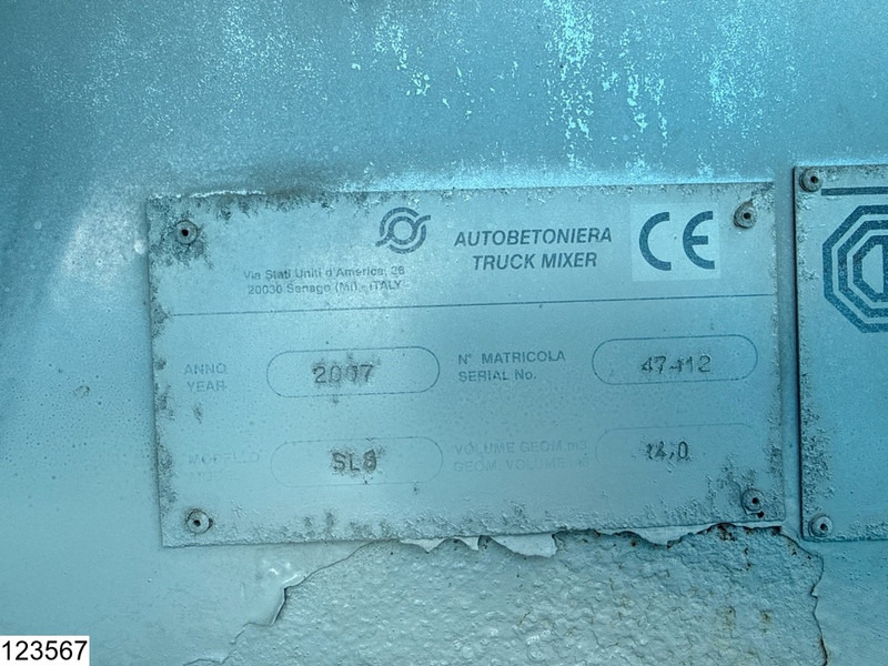 Scania P 380 8x4, Cifa, 8m3,, Manual - Concrete mixer truck: picture 4 Scania P 380 8x4, Cifa, 8m3,, Manual - Concrete mixer truck: picture 4