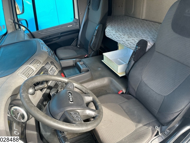 Tractor unit DAF CF 460 EURO 6, Retarder, Hydraulic: picture 9