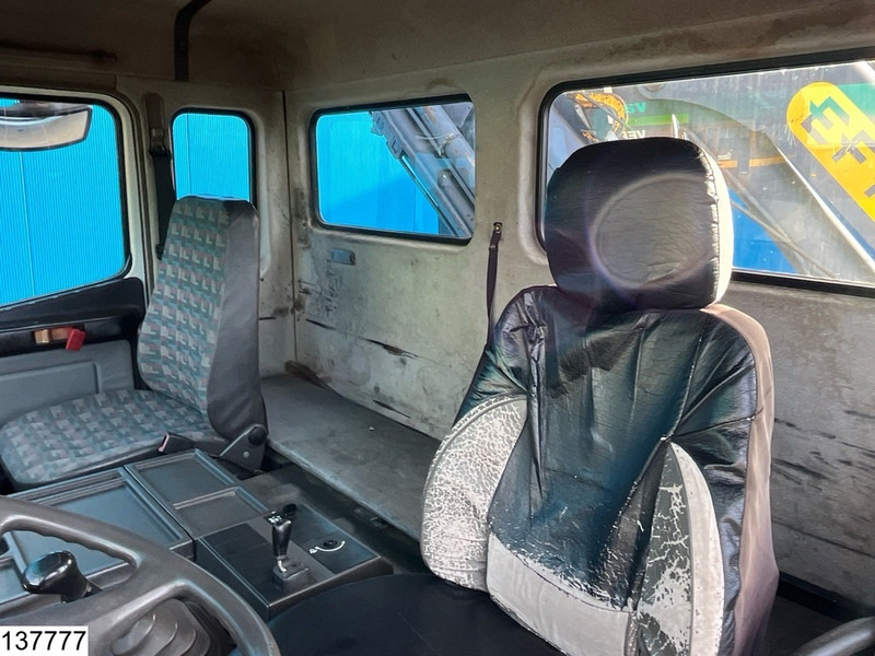 Mercedes-Benz 2031 Manual, Steelsuspension, Effer 210 - Tractor unit: picture 5 Mercedes-Benz 2031 Manual, Steelsuspension, Effer 210 - Tractor unit: picture 5