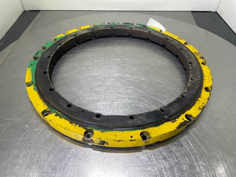 Ahlmann AZ10 - Slewing ring/Drehkranz/Draaikrans - Frame/ Chassis for Construction machinery: picture 5 Ahlmann AZ10 - Slewing ring/Drehkranz/Draaikrans - Frame/ Chassis for Construction machinery: picture 5