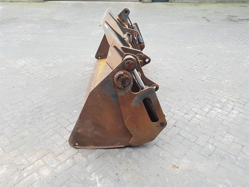 Ahlmann AZ150-5448739-2,45 mtr-4 in 1 Bucket/Schaufel/Bak - Bucket for Construction machinery: picture 3 Ahlmann AZ150-5448739-2,45 mtr-4 in 1 Bucket/Schaufel/Bak - Bucket for Construction machinery: picture 3
