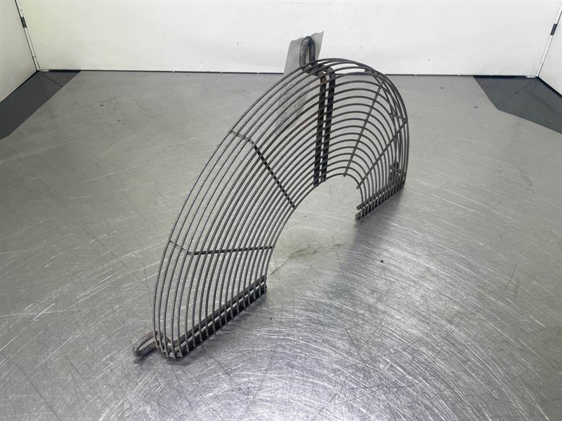 Ahlmann AZ150 - Fan guard/Schutzgitter/Koelvin afscherming - Engine for Construction machinery: picture 2 Ahlmann AZ150 - Fan guard/Schutzgitter/Koelvin afscherming - Engine for Construction machinery: picture 2