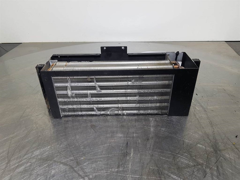 Atlas AR65-Avrora 151-AT1-0001-AR65-Airco condenser - Frame/ Chassis for Construction machinery: picture 3 Atlas AR65-Avrora 151-AT1-0001-AR65-Airco condenser - Frame/ Chassis for Construction machinery: picture 3