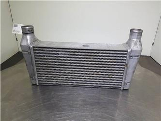 Case 621D-Denso MN127100-17712C-Cooler/Kühler/Koeler - Engine for Construction machinery: picture 1 Case 621D-Denso MN127100-17712C-Cooler/Kühler/Koeler - Engine for Construction machinery: picture 1
