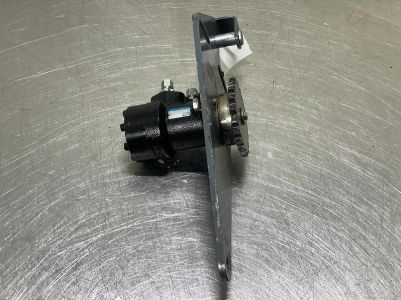 EATON 036-0218-002 - Hydraulic motor/Hydraulikmotor - Hydraulics for Construction machinery: picture 1 EATON 036-0218-002 - Hydraulic motor/Hydraulikmotor - Hydraulics for Construction machinery: picture 1