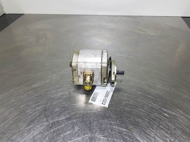 - Gearpump/Zahnradpumpe/Tandwielpomp - Hydraulics: picture 2 - Gearpump/Zahnradpumpe/Tandwielpomp - Hydraulics: picture 2