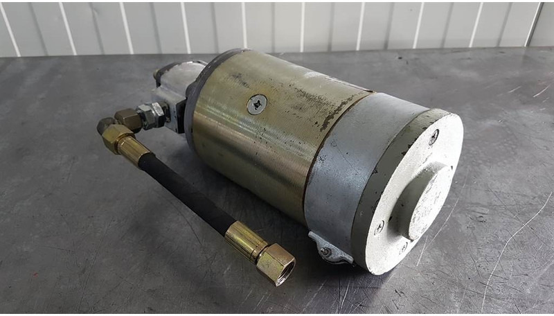 Hesselman 24MC42-3WA - Emergency steering unit - Hydraulics: picture 2 Hesselman 24MC42-3WA - Emergency steering unit - Hydraulics: picture 2