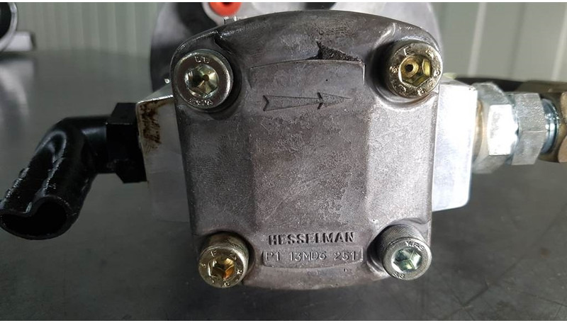 Hesselman 24MC42-3WA - Emergency steering unit - Hydraulics: picture 4 Hesselman 24MC42-3WA - Emergency steering unit - Hydraulics: picture 4