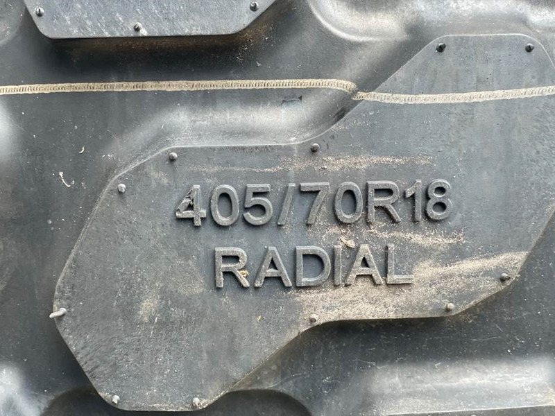 Magna 405/70R18-Tire/Reifen/Band - Wheels and tires for Construction machinery: picture 4 Magna 405/70R18-Tire/Reifen/Band - Wheels and tires for Construction machinery: picture 4