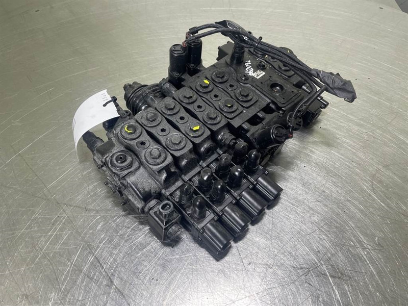 Manitou MT1440/1840-52536374-Valve/Ventile/Ventiel - Hydraulics for Construction machinery: picture 2 Manitou MT1440/1840-52536374-Valve/Ventile/Ventiel - Hydraulics for Construction machinery: picture 2