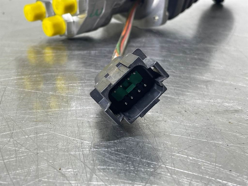 Leasing of Mecalac 12MTX-5360463-Joystick/Steuergriff Mecalac 12MTX-5360463-Joystick/Steuergriff: picture 8