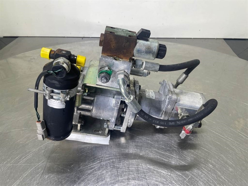 Mecalac 12MTX-5620108/6090359/6050187-Compressor - Engine for Construction machinery: picture 5 Mecalac 12MTX-5620108/6090359/6050187-Compressor - Engine for Construction machinery: picture 5